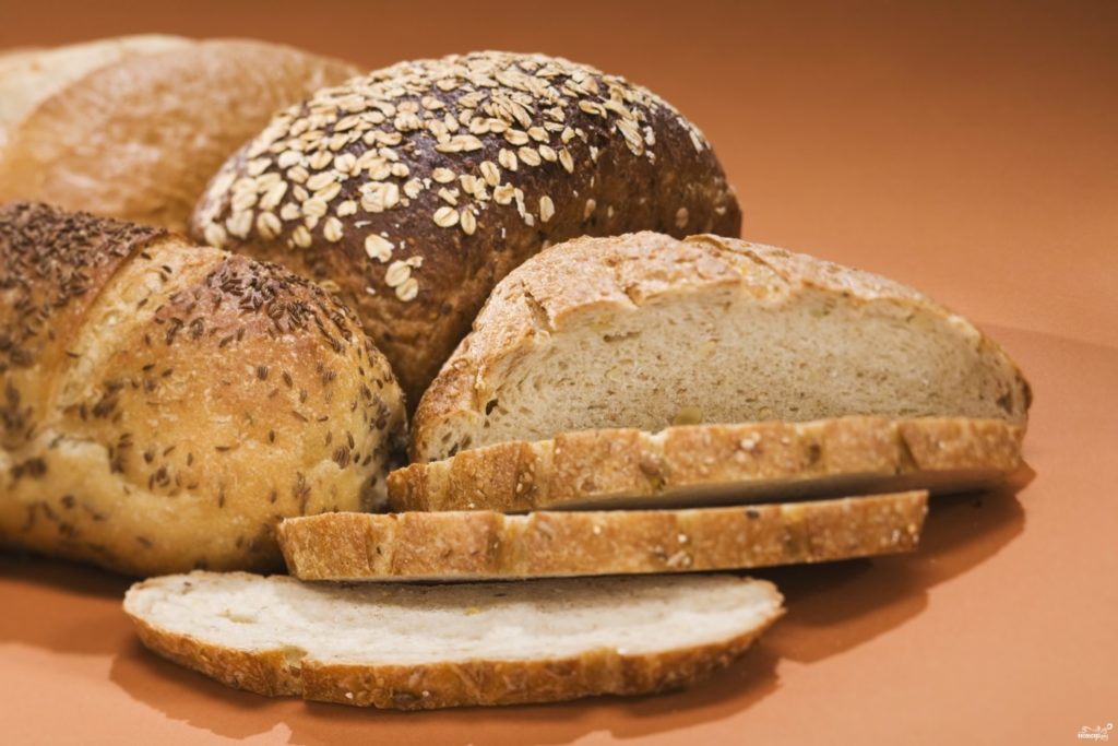 Как не страдать изжогой от хлеба
